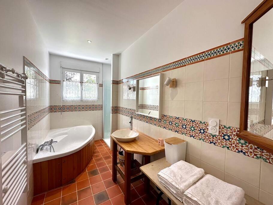 Maison Avec Piscine Caro  Extérieur photo
