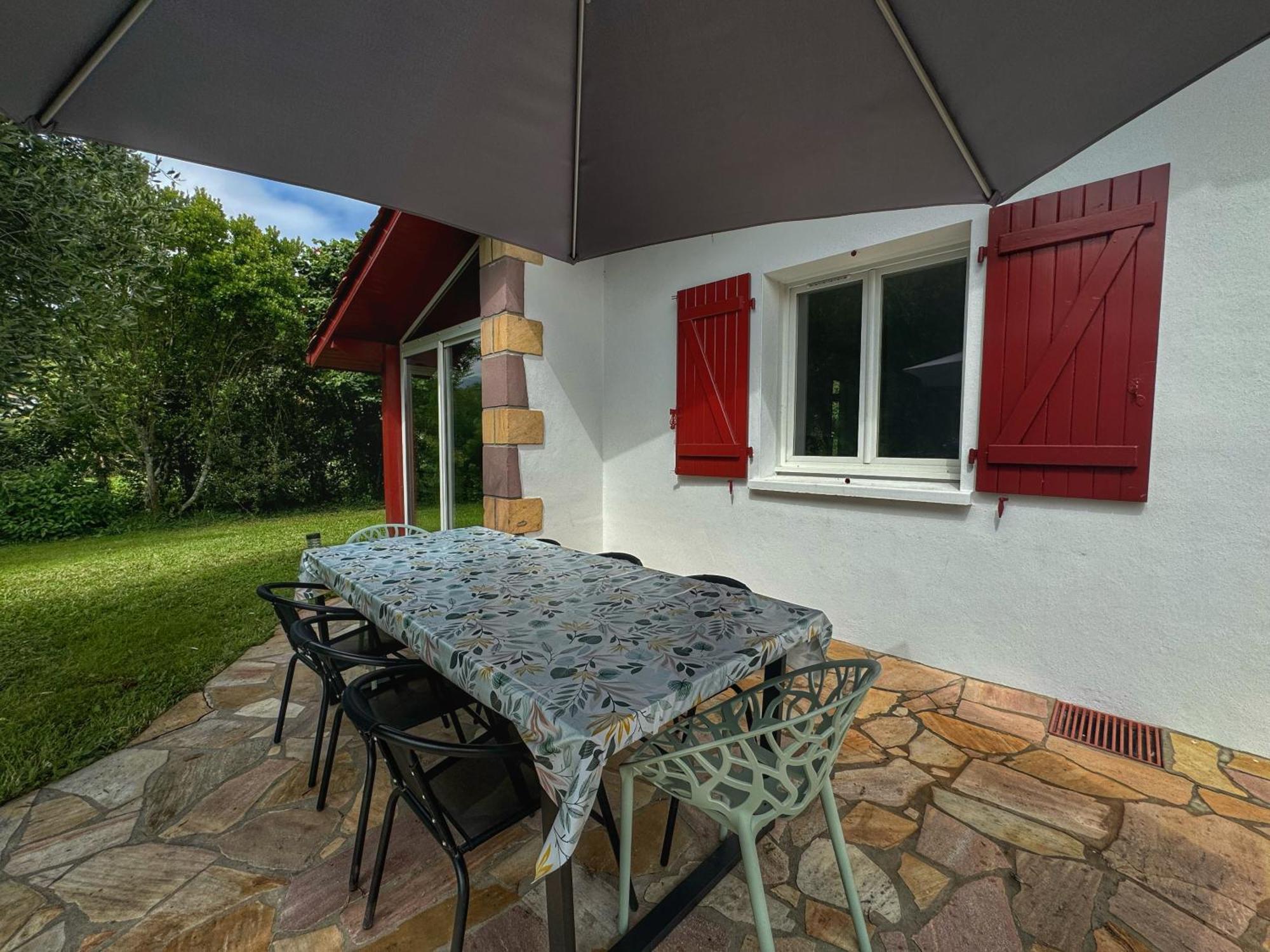 Maison Avec Piscine Caro  Extérieur photo